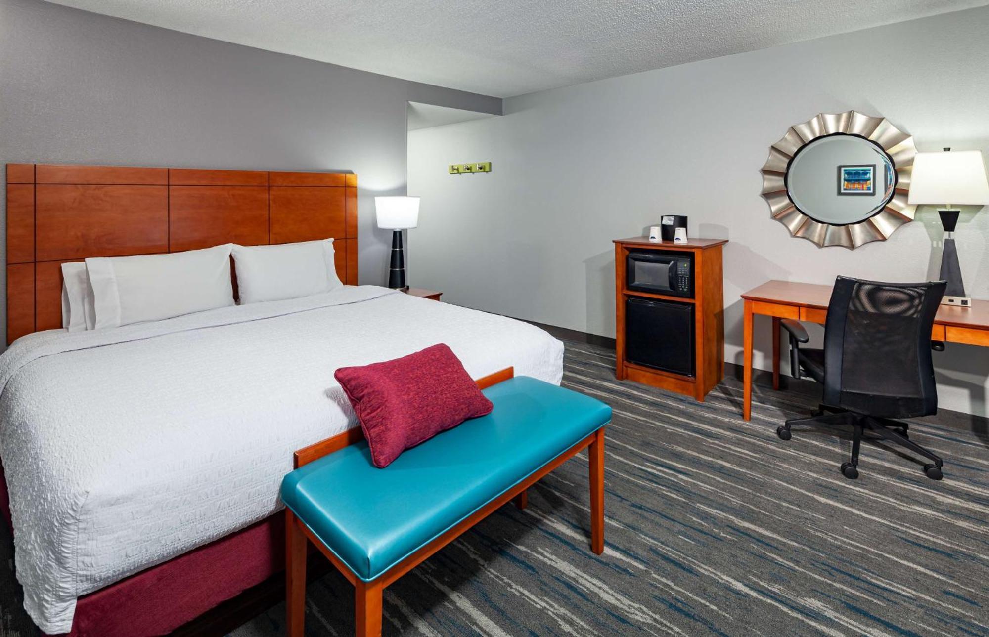 Hampton Inn & Suites Mobile I-65@ Airport Boulevard Exteriör bild