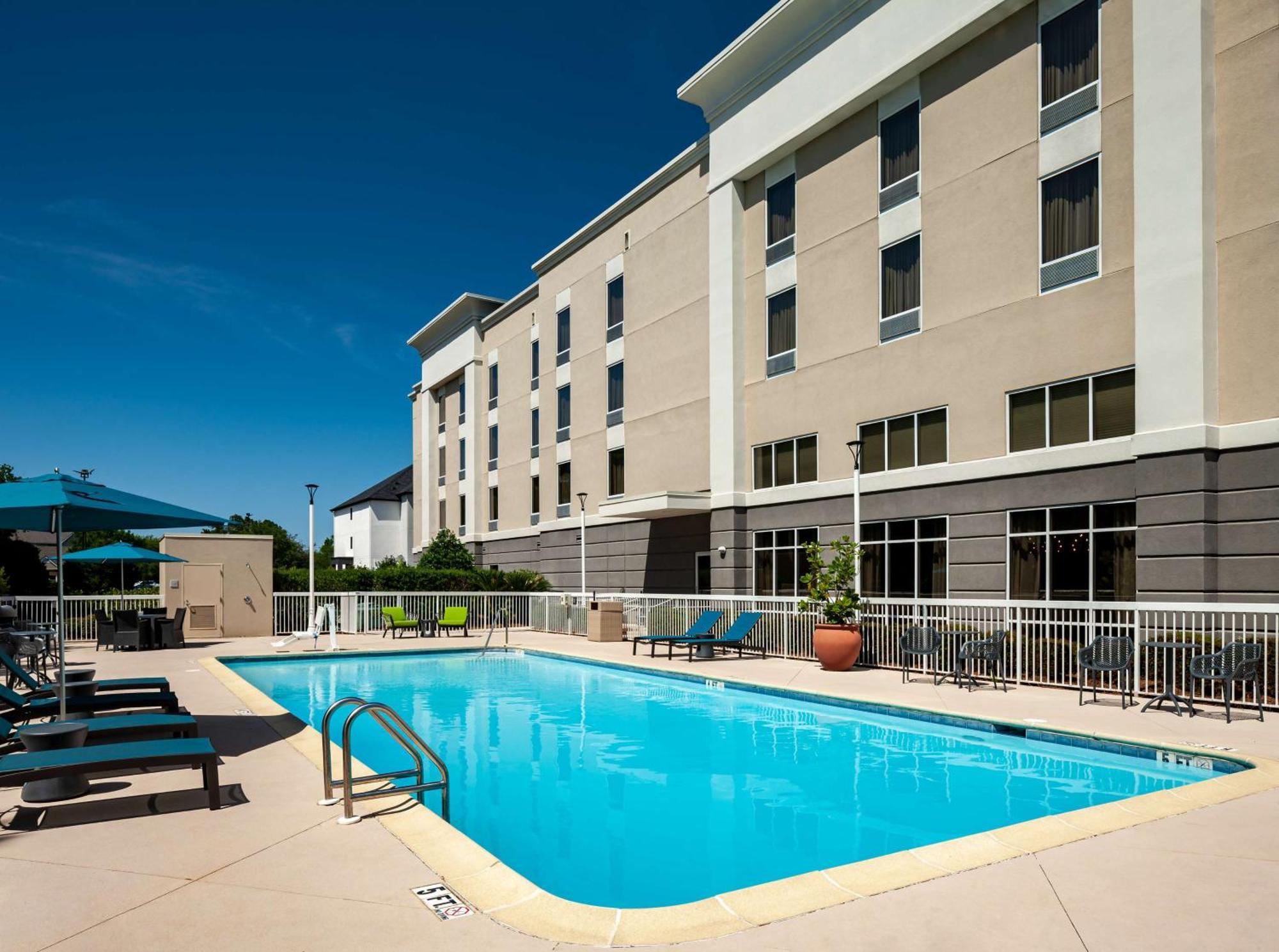 Hampton Inn & Suites Mobile I-65@ Airport Boulevard Exteriör bild
