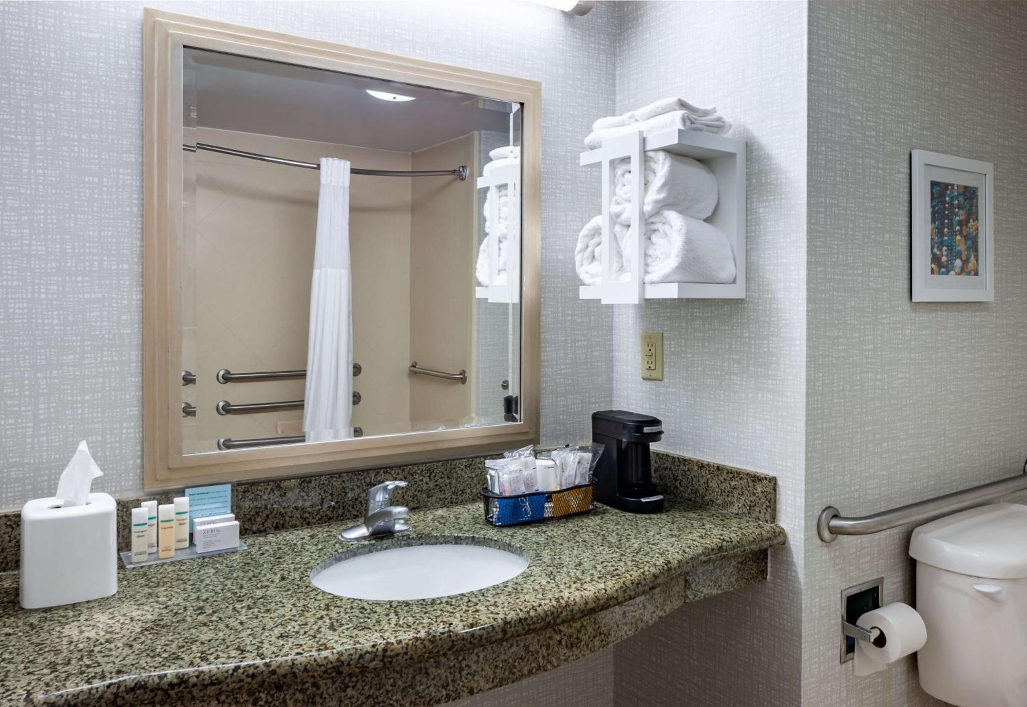Hampton Inn & Suites Mobile I-65@ Airport Boulevard Exteriör bild