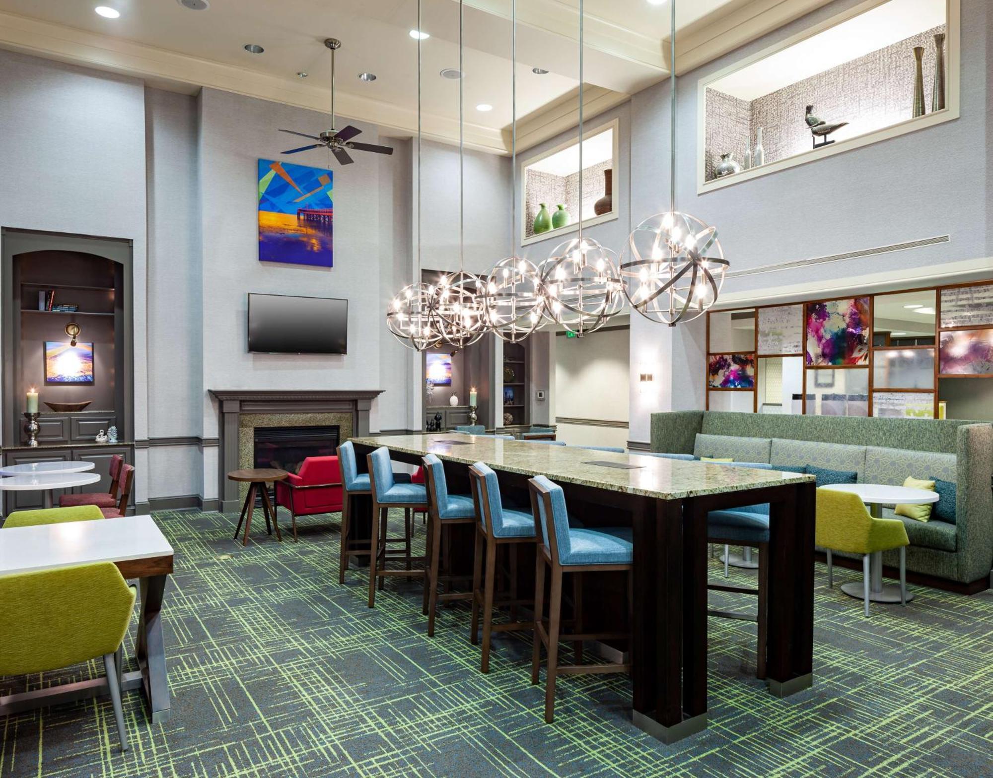 Hampton Inn & Suites Mobile I-65@ Airport Boulevard Exteriör bild