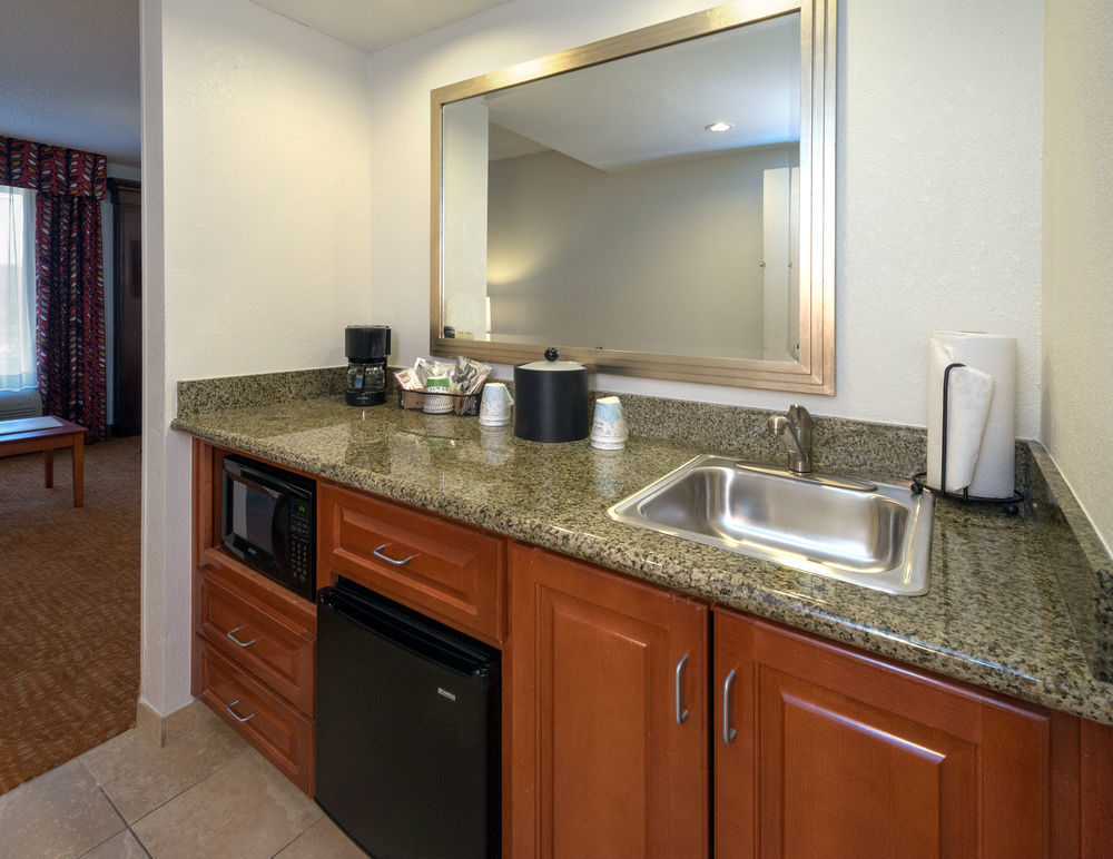 Hampton Inn & Suites Mobile I-65@ Airport Boulevard Exteriör bild